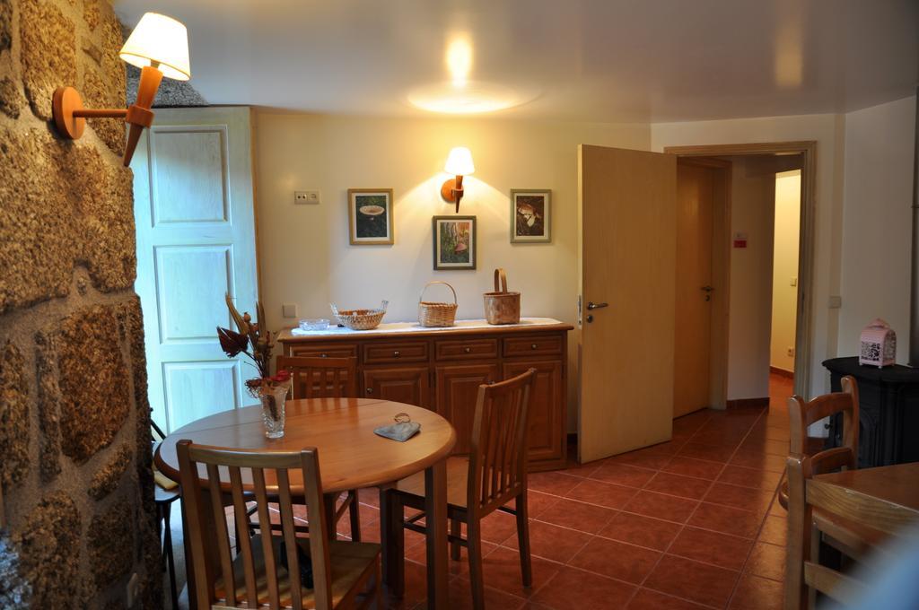 Casa Do Meio Da Vila Loriga Eksteriør billede